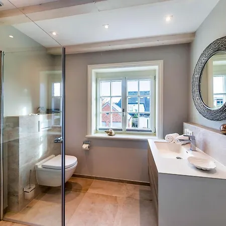 Holiday home Haus Westerlaender Perle
